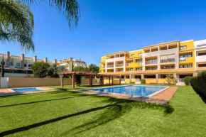 Vilamoura T2 com piscina - Golf